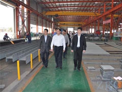 刘永湘市长一行莅临运机调研